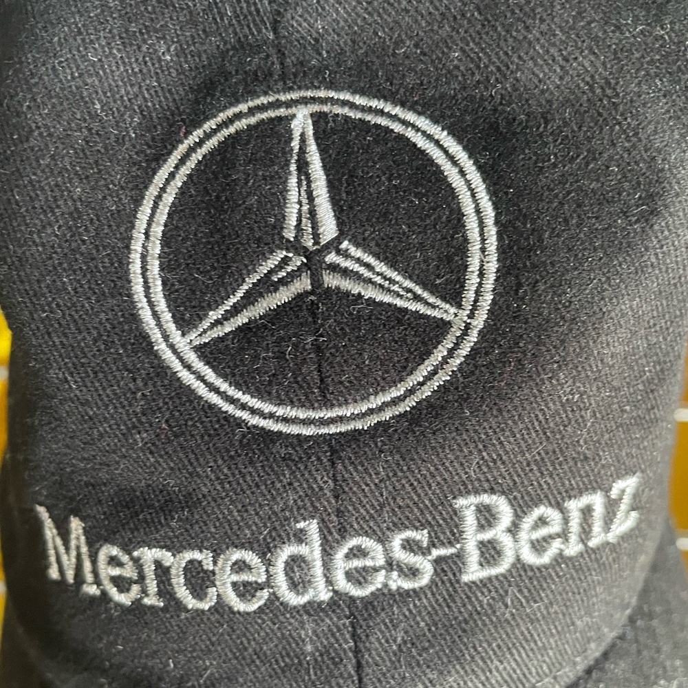 Mercedes hat - Picture 2 of 4